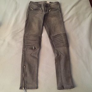 H&M gray skinny jeans